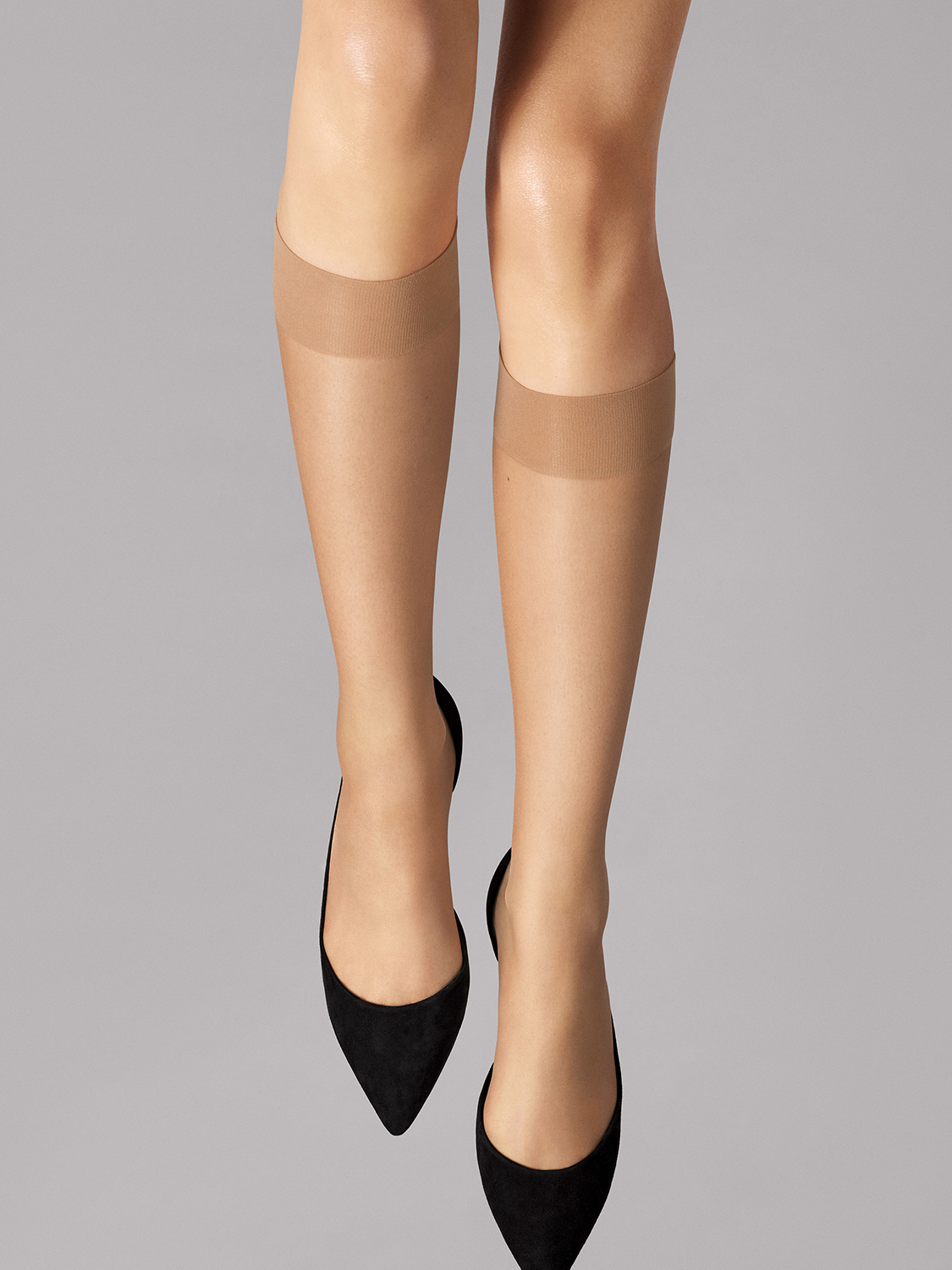 

nude 8 knee-highs, Sand