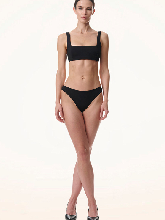 Плавки ЭССЕНШИАЛС